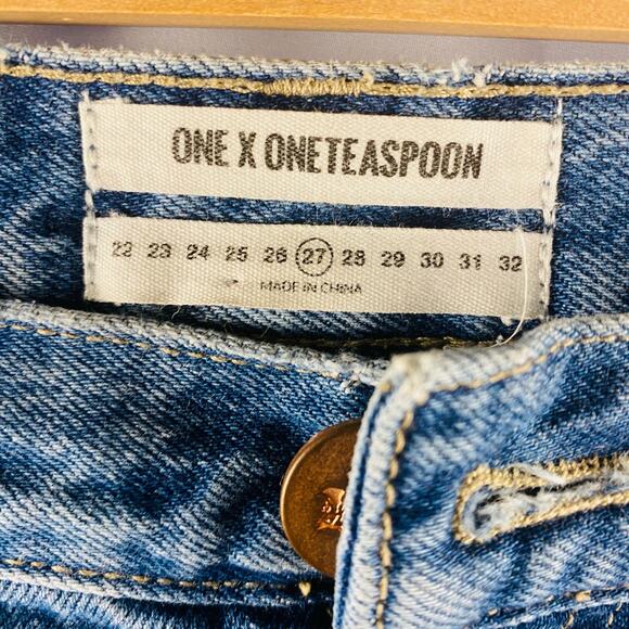 One x One Teaspoon Freebird High Rise Distressed Ankle Zip Medium‎ Wash Size 27 - Picture 5 of 10